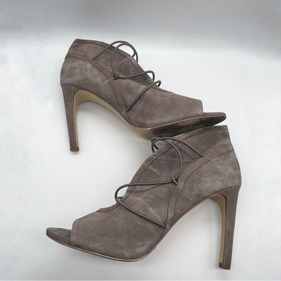 BCBGeneration Gray Strappy Open Toe Heels - Picture 4 of 10